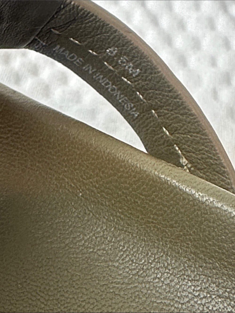 Tory Burch  Thong Sandals in Olive Brown - Picture 11 of 14